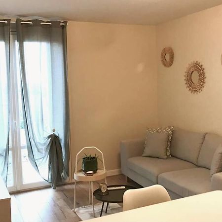 Serenidad - Appartement Cosy 50M2 Et Parking Chateauroux Exterior photo